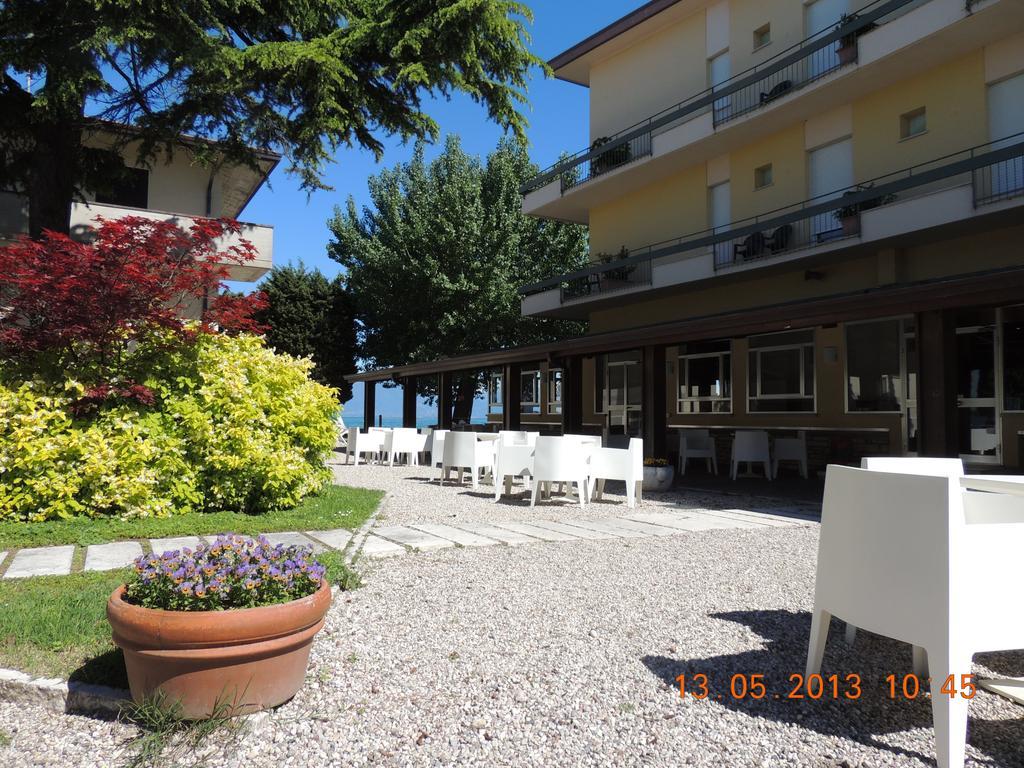 Hotel Gasparina Castelnuovo del Garda Exterior foto